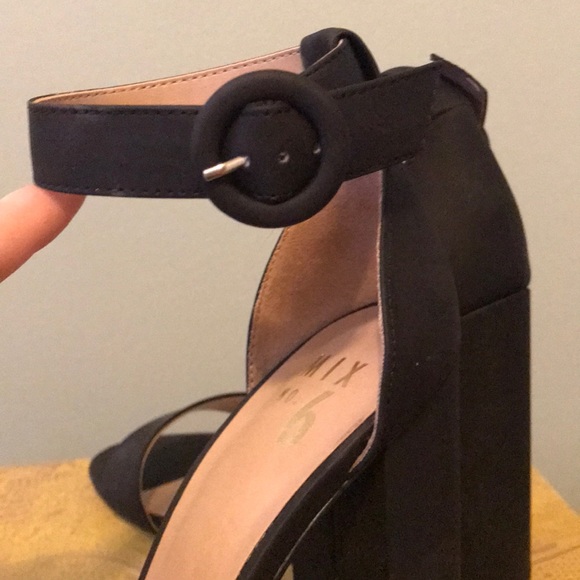 Mix No 6 Black heel - Picture 5 of 5